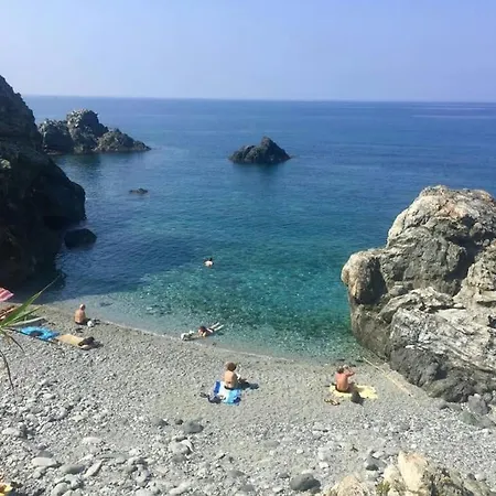 Apartment Romantic Nest Close To Cinque Terre, Sea View Levanto