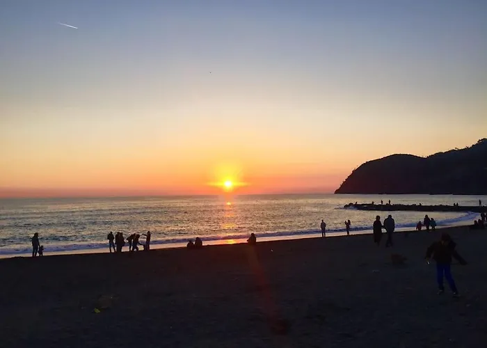 Romantic Nest Close To Cinque Terre, Sea View