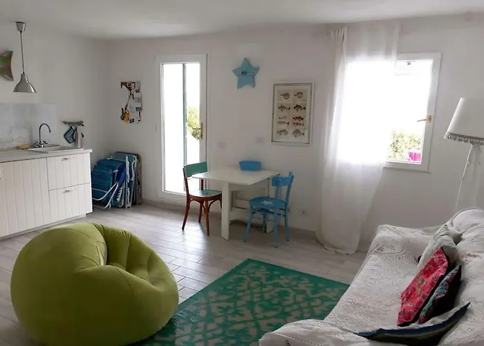 Romantic Nest Close To Cinque Terre, Sea View Апартаменты *