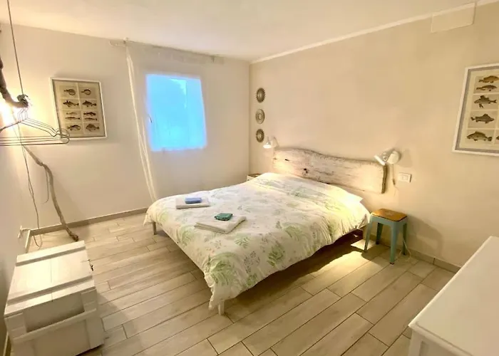 Апартаменты Romantic Nest Close To Cinque Terre, Sea View *