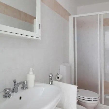 Apartment Romantic Nest Close To Cinque Terre, Sea View Levanto